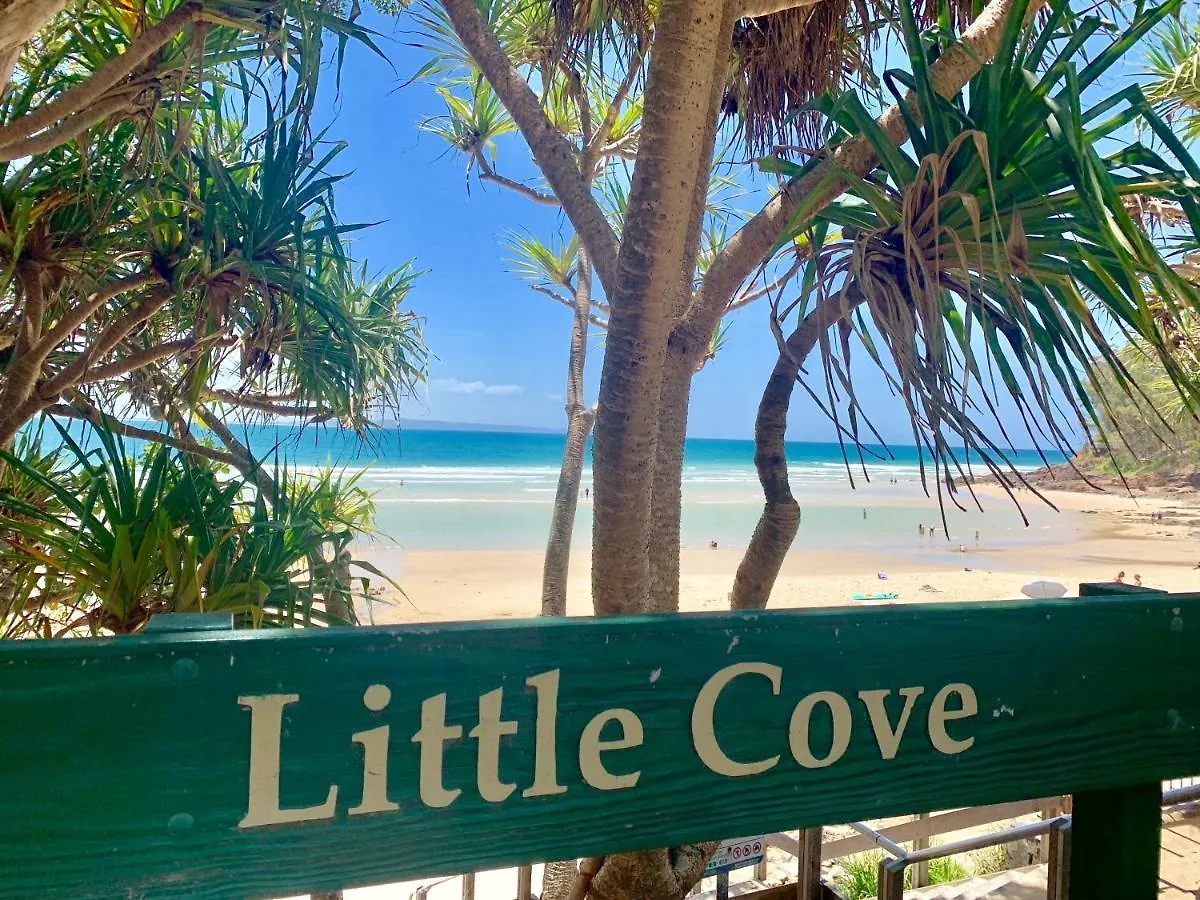 Ocean Views Central To Everything , 2 Bed, 2 Minute Walk To Beach Apartment Noosa Heads