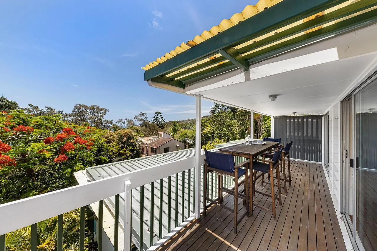 Ocean Views Central To Everything , 2 Bed, 2 Minute Walk To Beach Apartment Noosa Heads 0*,  Australia