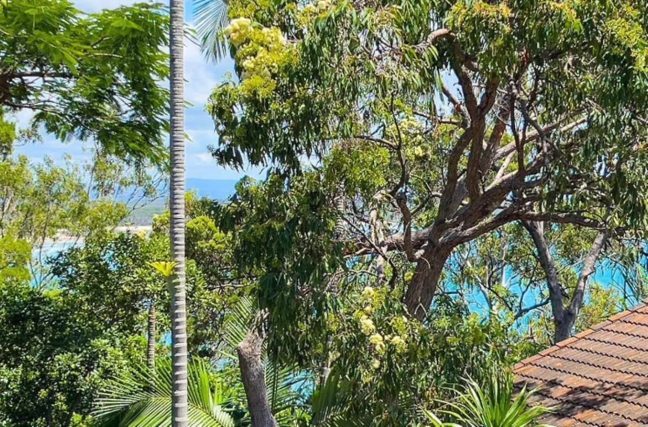 Ocean Views Central To Everything , 2 Bed, 2 Minute Walk To Beach Apartment Noosa Heads 0*,